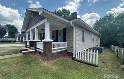 43 Douglas Avenue NW, Concord, NC 28025