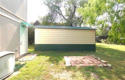 911 E Steiner Street, Beeville, TX 78102