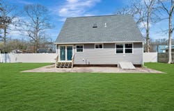 154 Meadowmere Avenue, Mastic, NY 11950