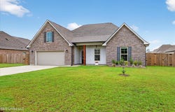 11425 Memphis Circle, Ocean Springs, MS 39564