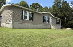 1020 Kings Road, New Albany, MS 38652
