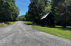 Highlands Bluff Rd, Tellico Plains, TN 37385