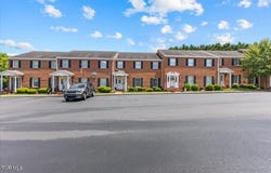 2734 East Oakland Ave, Johnson City, TN 37601