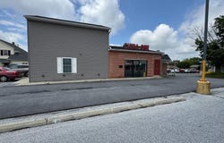 427 W MAIN STREET, NEW HOLLAND, PA 17557