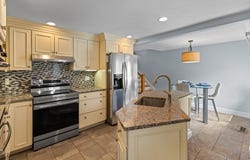 19 Tucker Ave, Pepperell, MA 01463