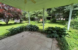 1000  Rider Street, Flora, IL 62839
