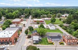 201 S Main Street, Warrenton, NC 27589