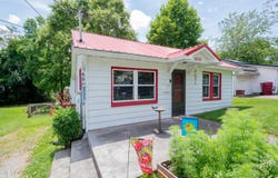 1015 Montgomery Street, Johnson City, TN 37604