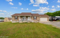 233 Georgee Rd, Jamestown, TN 38556