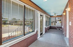 1614 S Big Bend Boulevard, St Louis, MO 63117