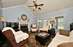 411 DOMINION Dr, Hartselle, AL 35640