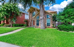 2221 Meadowstone Drive, Carrollton, TX 75006