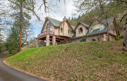 3998 Little Applegate Road, Jacksonville, OR 97530