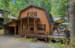 72691 E VILLAGE LOOP Rd, Rhododendron, OR 97049