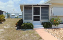 147 Camellia St, Nokomis, FL 34275