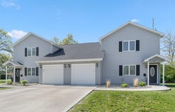 107 W Concord Lane, Fort Wayne, IN 46807-3518