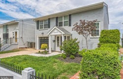 2425 SKYLAND PLACE SE, WASHINGTON, DC 20020