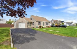 123 Royal Avenue, Cranston, RI 02920