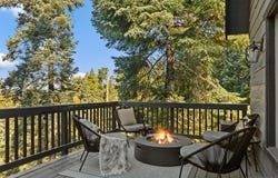 720 Buckingham Sq, Lake Arrowhead, CA 92352