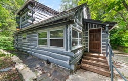 47 Twin Oaks Trl, West Milford Twp., NJ 07421-2932