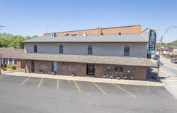 1 W Main Street, Albion, IL 62806