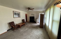 817 Park Street, Perry, IA 50220