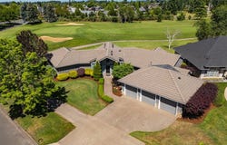 1055 TUKWILA DR, Woodburn, OR 97071