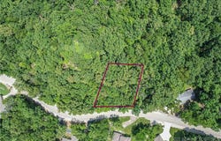 Hogan Drive lot: 127, Lake Ozark, MO 65049