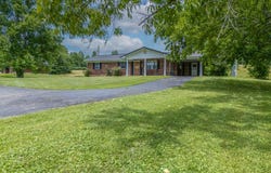 537 Bays Bend Road, West Liberty, KY 41472