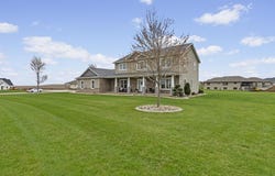 201 Frentress Dr., Farley, IA 52046