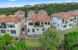 211 Honey Creek CT, Austin, TX 78738