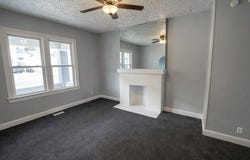 606 Dickenson, Williamson, WV 25661