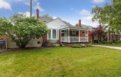 9629 Carter Avenue, Allen Park, MI 48101