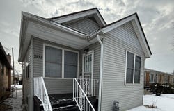Chicago, IL 60636
