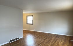 1 E 164th Street, South Holland, IL 60473