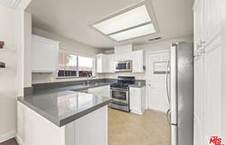 8554 Burnet Ave, North Hills, CA 91343