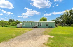 235 Thompson Rd, Dale, TX 78616