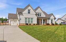 77 Wallace Drive, Winder, GA 30680