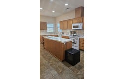 4612 S Linda Vista Street, Visalia, CA 93277