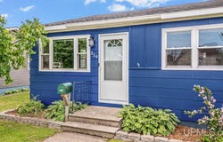 319 Minnesota, Gladstone, MI 49837
