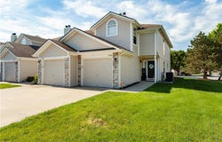 1302 NW Hidden Ridge Circle, Blue Springs, MO 64015