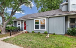 8023 Halsey Street, Lenexa, KS 66215