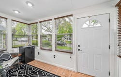 921 NW H Ave, CedarRapids, IA 52405