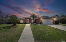 1928 Elodie Ln, Gulf Breeze, FL 32563