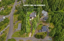 1945 HAZEL St, MyrtlePoint, OR 97458
