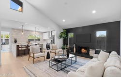 5532 E VIRGINIA Avenue, Phoenix, AZ 85008