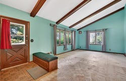3327 Skycroft Drive, Saint Anthony, MN 55418