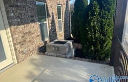 2827 Eastern Shore Drive SE, Owens Cross Roads, AL 35763
