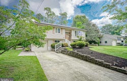 113 SHERBROOK BOULEVARD, SOMERDALE, NJ 08083