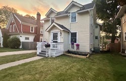 1712 Osborn Road, Lansing, MI 48915